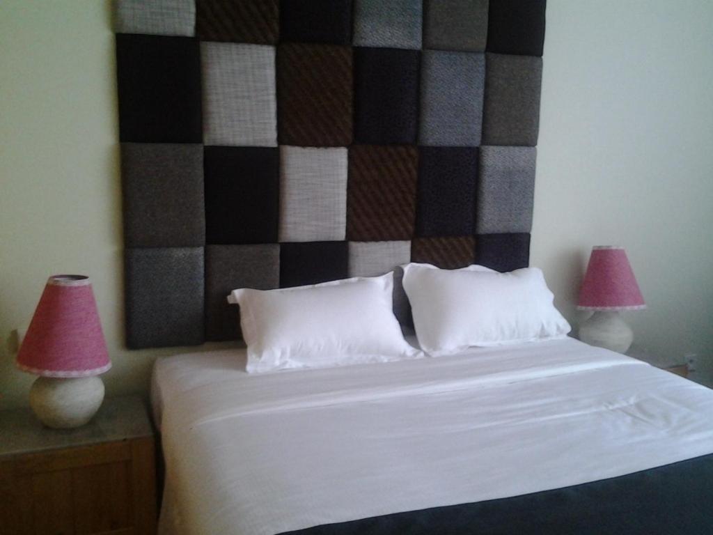 ชาราโฮเต็ล Hotel บันดุง ภายนอก รูปภาพ