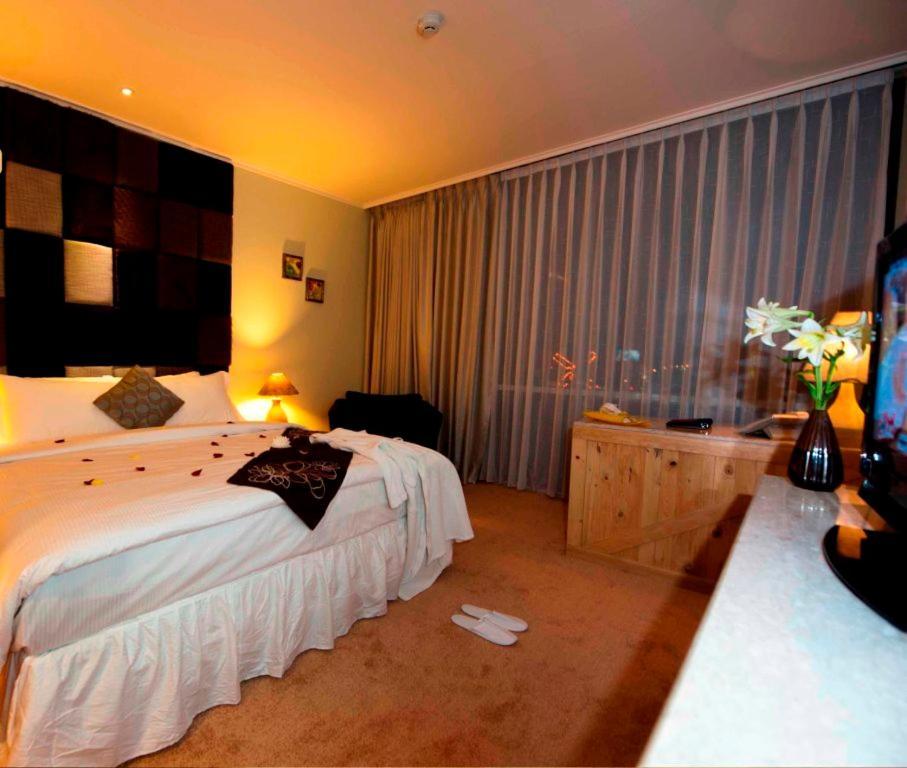 ชาราโฮเต็ล Hotel บันดุง ภายนอก รูปภาพ