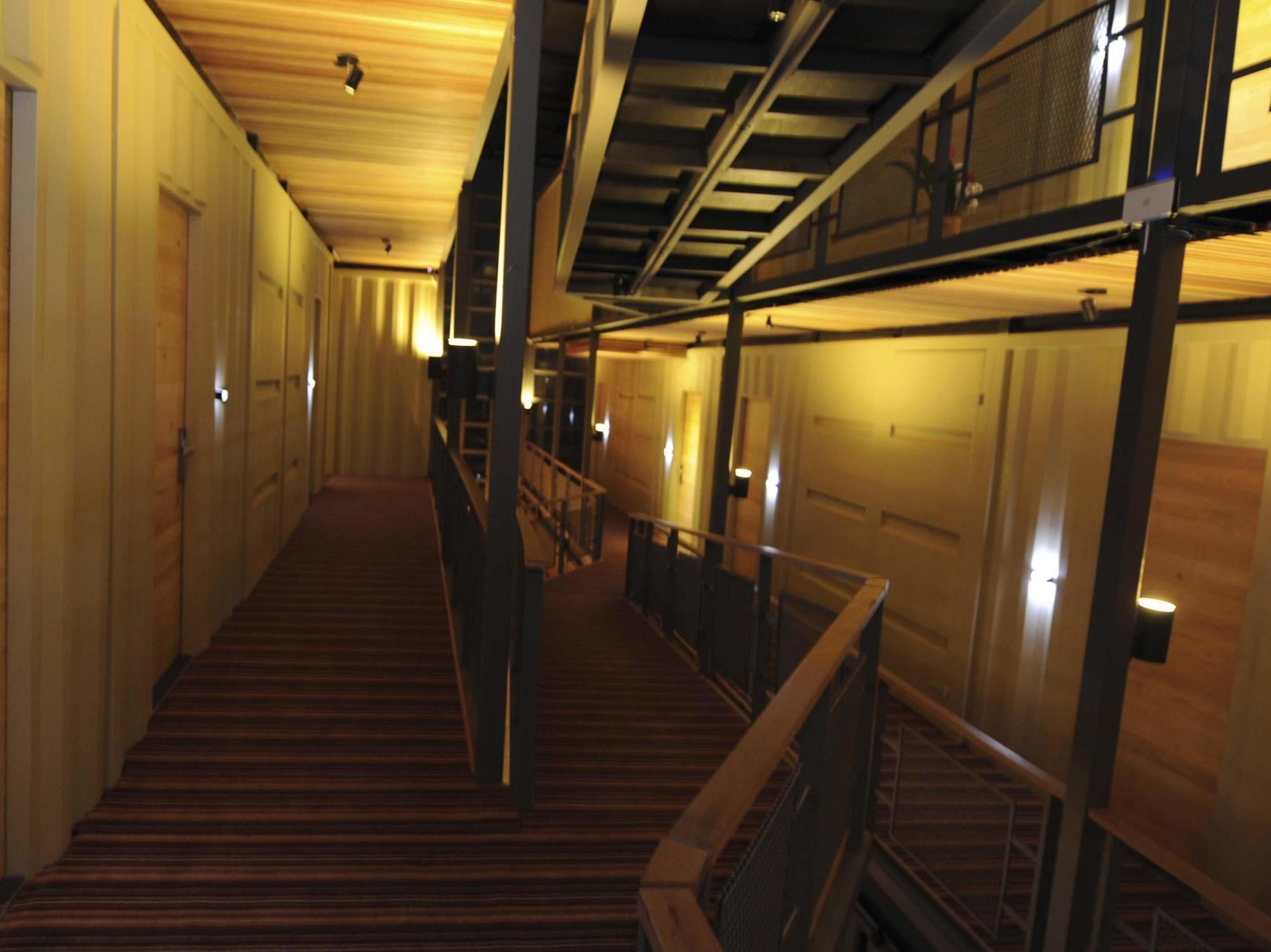 ชาราโฮเต็ล Hotel บันดุง ภายนอก รูปภาพ