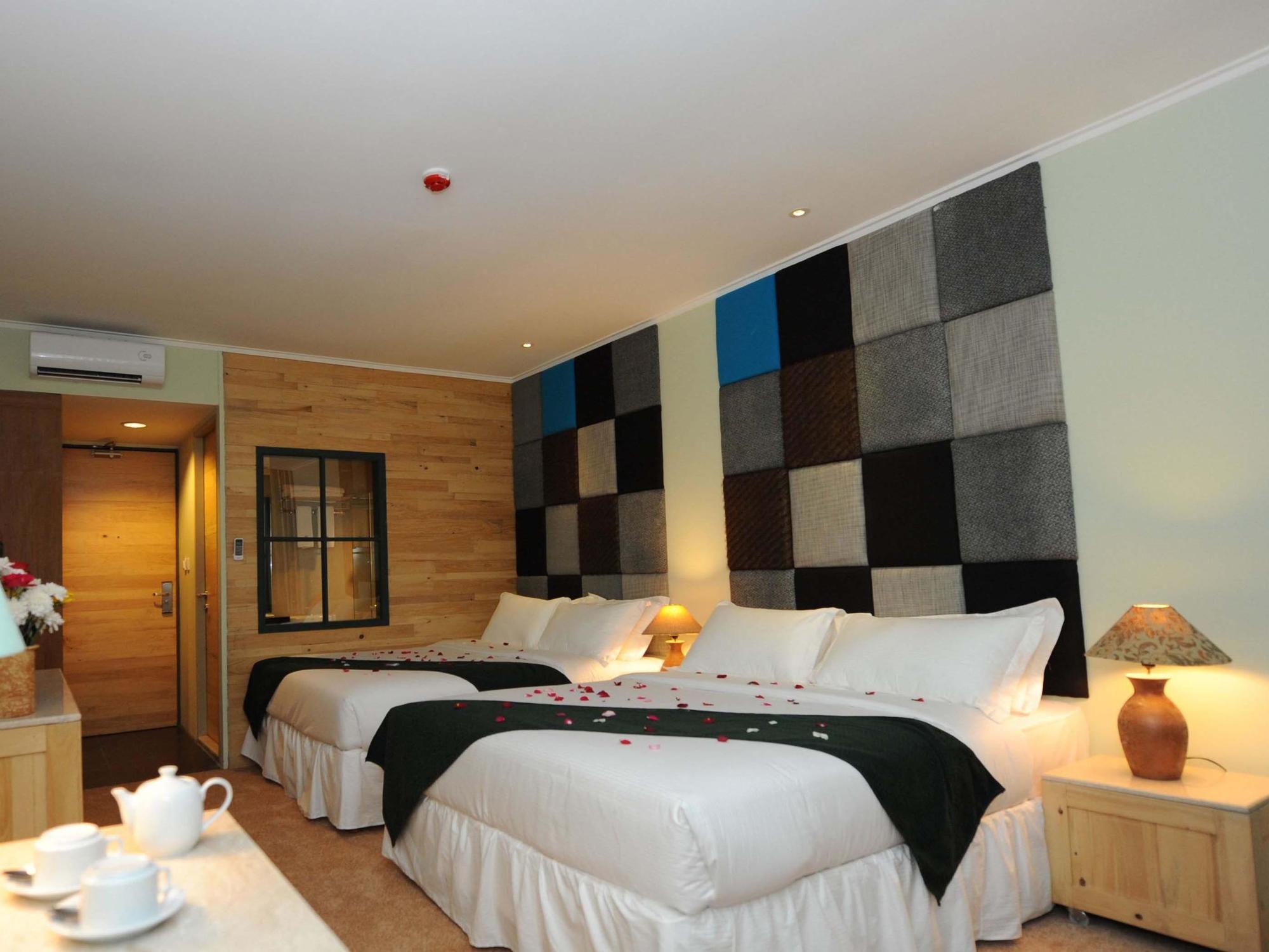 ชาราโฮเต็ล Hotel บันดุง ภายนอก รูปภาพ