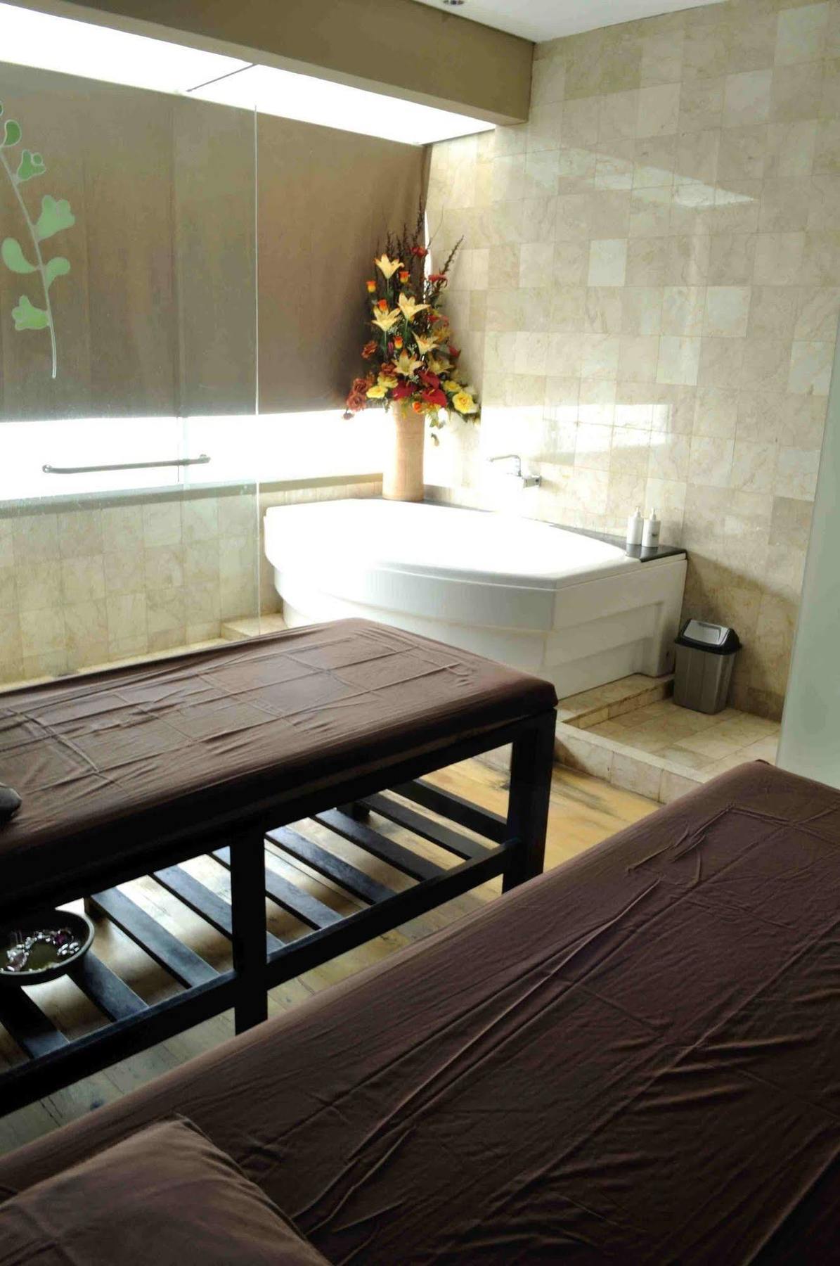 ชาราโฮเต็ล Hotel บันดุง ภายนอก รูปภาพ